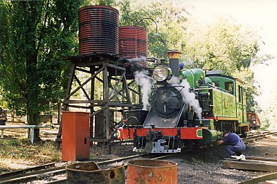 Puffing Billy gets a drink