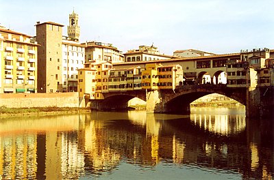 Ponte Vecchio - fyldt med juveler-butikker